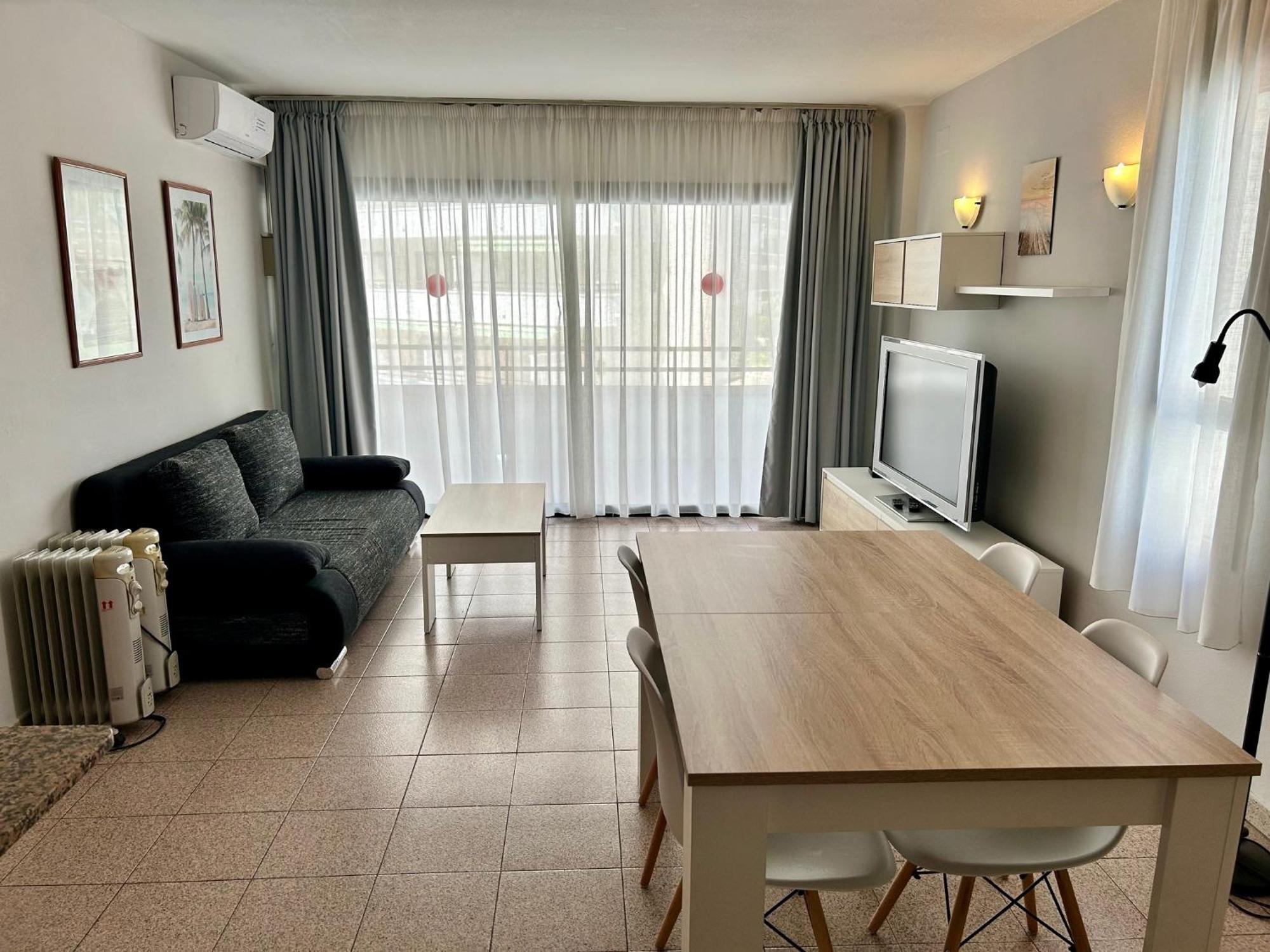 Apartamentos Aventura Salou Dış mekan fotoğraf