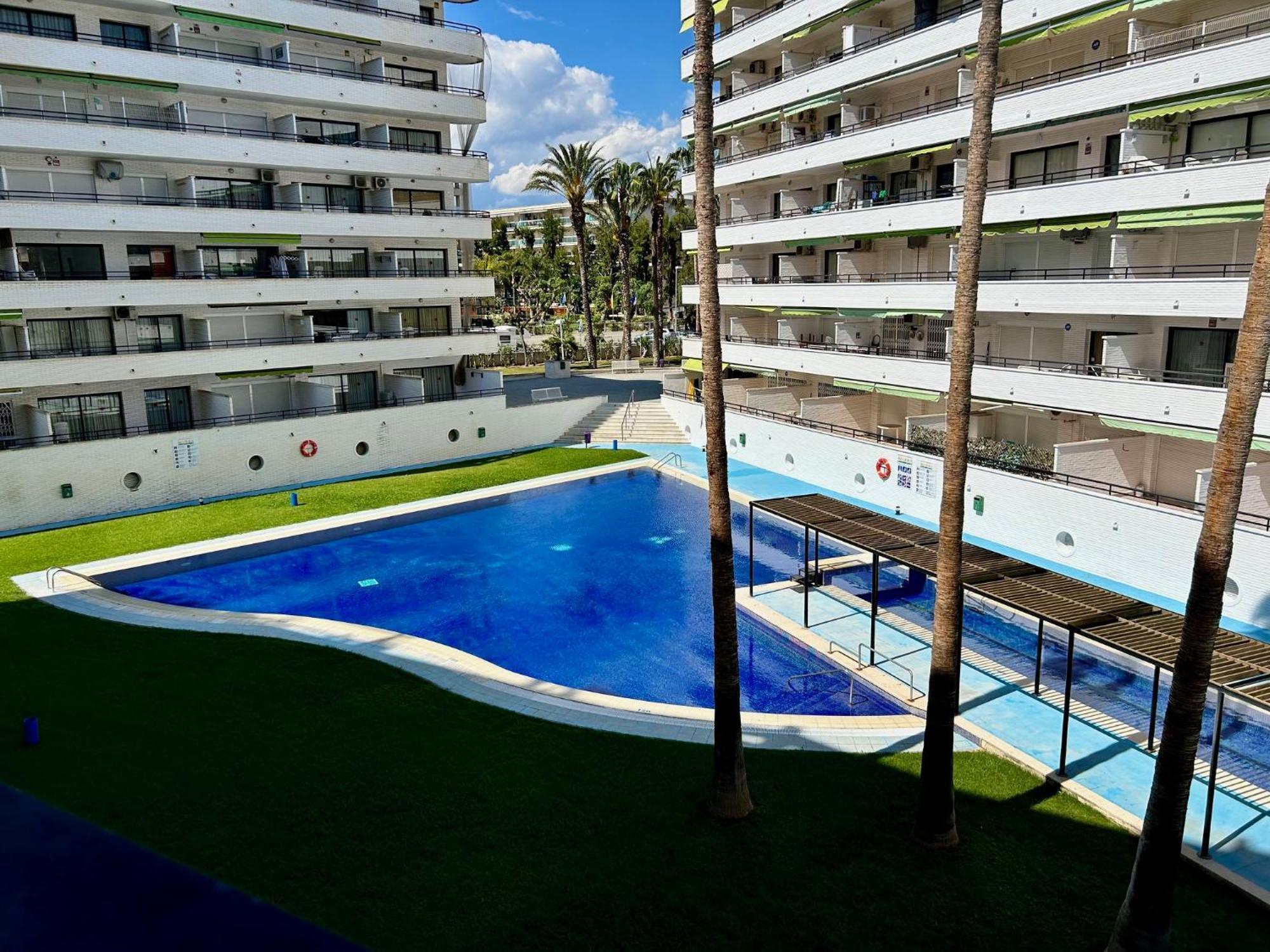 Apartamentos Aventura Salou Dış mekan fotoğraf