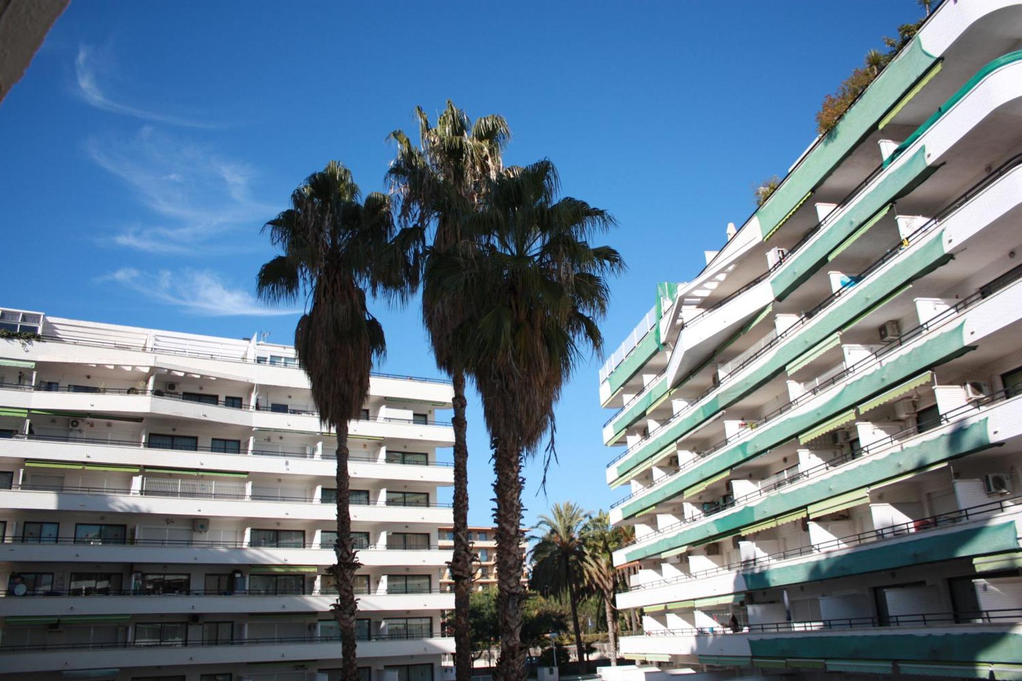 Apartamentos Aventura Salou Dış mekan fotoğraf