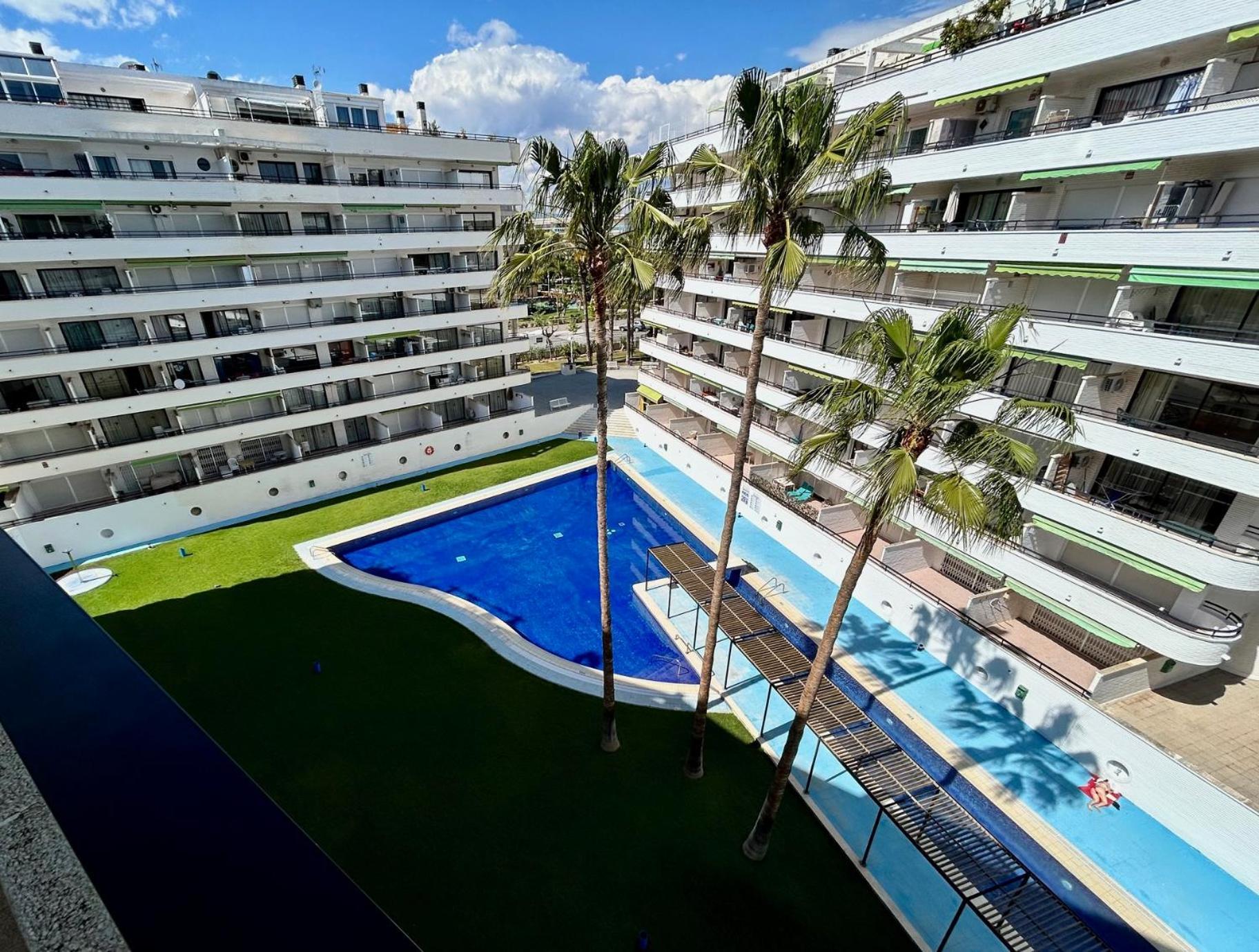 Apartamentos Aventura Salou Dış mekan fotoğraf